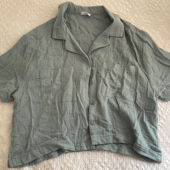 Cotton On Tops - -linen cropped button up tee
